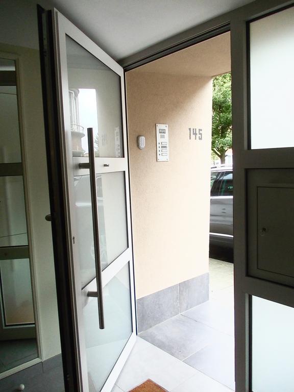 B&B Chambre Chocolat Woluwe-Saint-Lambert Экстерьер фото